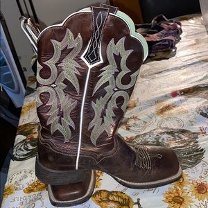 Ariat cowboy boots